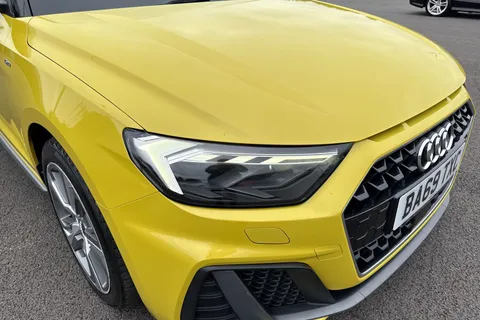 BA69TXC Audi A1 2.0 TFSI 40 S line Competition Sportback S Tronic Euro 6 (s/s) 5dr Thumbnail #9