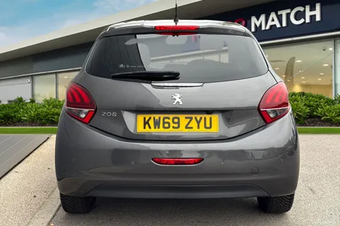 KW69ZYU PEUGEOT 208 1.5 BlueHDi Tech Edition Euro 6 (s/s) 5dr Thumbnail #5