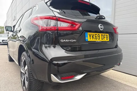 YK69DFB Nissan Qashqai 1.3 DIG-T Tekna+ Euro 6 (s/s) 5dr Thumbnail #8