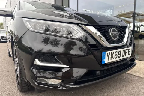 YK69DFB Nissan Qashqai 1.3 DIG-T Tekna+ Euro 6 (s/s) 5dr Thumbnail #9