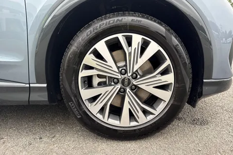 Audi Q4 e-tron 45 Sport Auto 5dr 82kWh Thumbnail #10