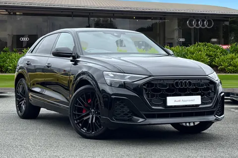 DE74LWP Audi Q8 SUV  Black Edition 55 TFSI quattro 340 PS tiptronic Thumbnail #2