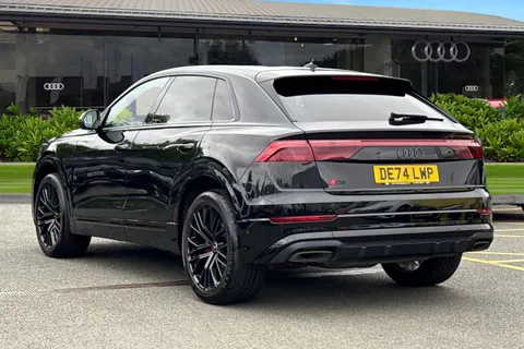 DE74LWP Audi Q8 SUV  Black Edition 55 TFSI quattro 340 PS tiptronic Thumbnail #3