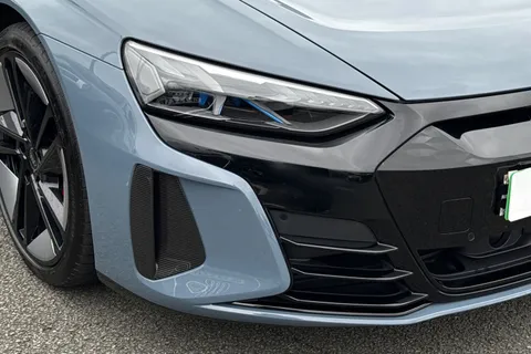 YB72DYX Audi RS e-tron GT Carbon Black 440,00 kW Thumbnail #9