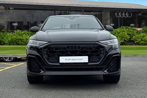 DE74LWP Audi Q8 SUV  Black Edition 55 TFSI quattro 340 PS tiptronic Thumbnail #6