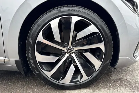 DN70JMX Volkswagen Arteon 2.0 TSI R-Line 5dr DSG ⭐1 Year VW Warranty⭐ Thumbnail #10