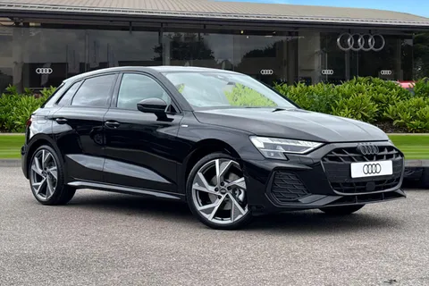 Audi A3 2.0 TDI 35 Black Edition Sportback S Tronic Euro 6 (s/s) 5dr Thumbnail #2