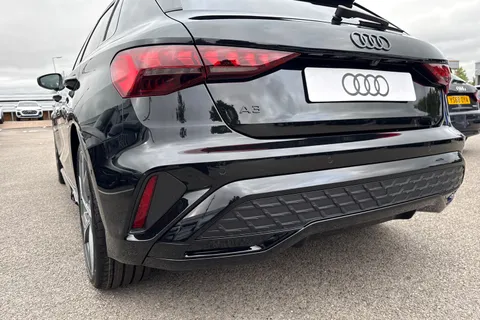 Audi A3 2.0 TDI 35 Black Edition Sportback S Tronic Euro 6 (s/s) 5dr Thumbnail #8