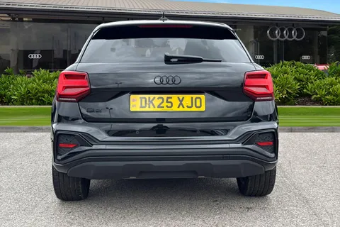 DK25XJO Audi Q2 Black Edition 35 TFSI  150 PS S tronic Thumbnail #5