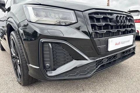 DK25XJO Audi Q2 Black Edition 35 TFSI  150 PS S tronic Thumbnail #9