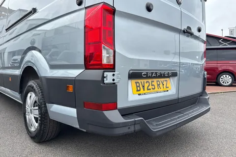 BV25RYM Volkswagen Crafter 2.0TDI 140PS CR35 LWB Commerce Plus Twin Slider Thumbnail #8