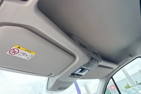 BV25RYM Volkswagen Crafter 2.0TDI 140PS CR35 LWB Commerce Plus Twin Slider Thumbnail #45