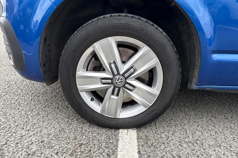 7 of 47 for VOLKSWAGEN TRANSPORTER 2.0 TDI 150 Highline Kombi Van