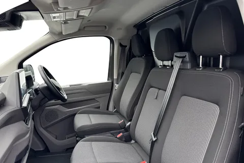 BG25FHB Volkswagen E-Transporter 100kW (136ps) 65kWh Commerce Pro Van Auto Thumbnail #11