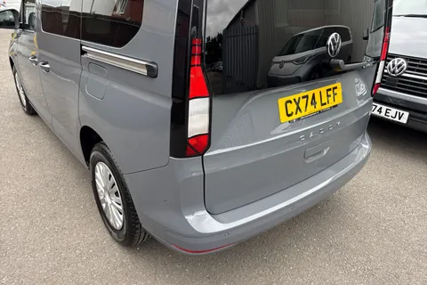 CX74LFF Volkswagen Caddy Life 2.0 TDI 5dr Thumbnail #8