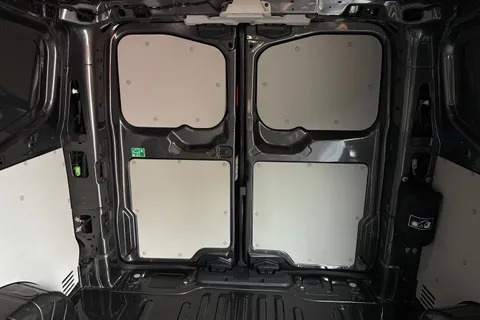 BG25FHB Volkswagen E-Transporter 100kW (136ps) 65kWh Commerce Pro Van Auto Thumbnail #14