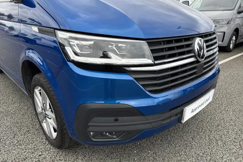 17 of 47 for VOLKSWAGEN TRANSPORTER 2.0 TDI 150 Highline Kombi Van