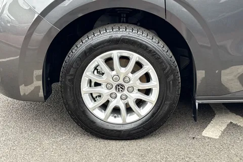 BG25FHB Volkswagen E-Transporter 100kW (136ps) 65kWh Commerce Pro Van Auto Thumbnail #22