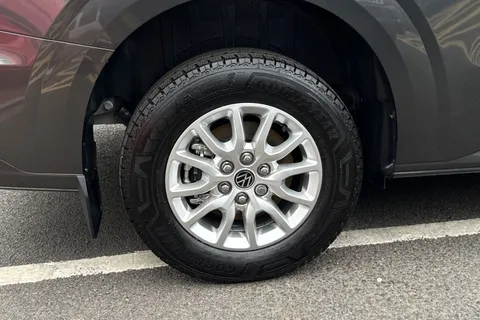 BG25FHB Volkswagen E-Transporter 100kW (136ps) 65kWh Commerce Pro Van Auto Thumbnail #24