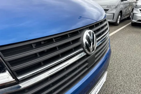 25 of 47 for VOLKSWAGEN TRANSPORTER 2.0 TDI 150 Highline Kombi Van