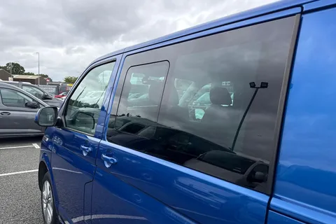 27 of 47 for VOLKSWAGEN TRANSPORTER 2.0 TDI 150 Highline Kombi Van