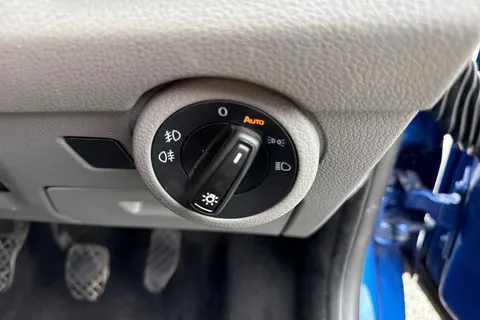 28 of 47 for VOLKSWAGEN TRANSPORTER 2.0 TDI 150 Highline Kombi Van