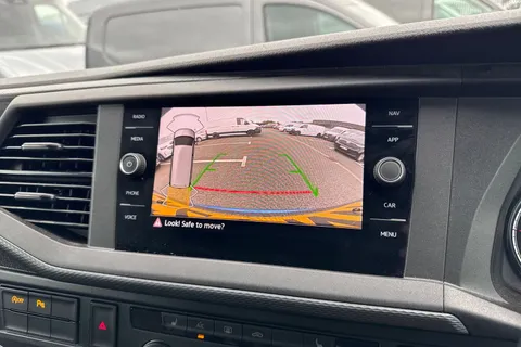 40 of 47 for VOLKSWAGEN TRANSPORTER 2.0 TDI 150 Highline Kombi Van