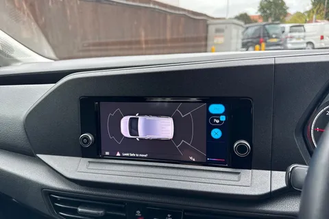 CX74LFF Volkswagen Caddy Life 2.0 TDI 5dr Thumbnail #42