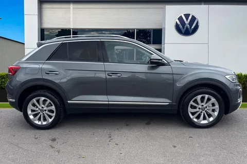 GD24NJF Volkswagen T-Roc 1.0 TSI 115 Style 5dr Thumbnail #4