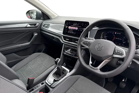 GD24NJF Volkswagen T-Roc 1.0 TSI 115 Style 5dr Thumbnail #8