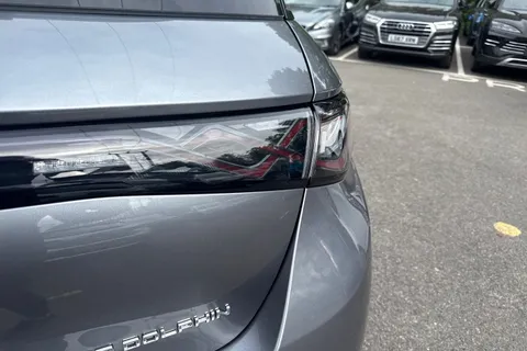 DS25UAK BYD Dolphin 44.9kWh Boost Auto 5dr Thumbnail #17