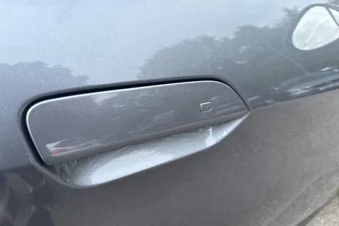 DS25UAK BYD Dolphin 44.9kWh Boost Auto 5dr Thumbnail #26