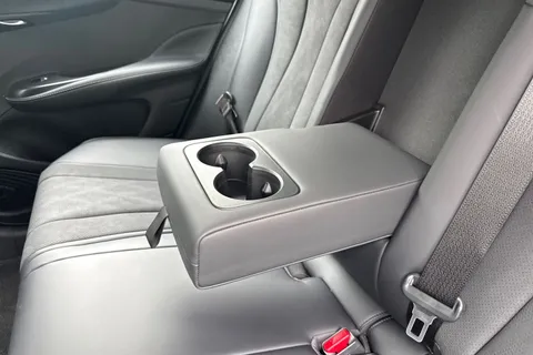 DS25UAK BYD Dolphin 44.9kWh Boost Auto 5dr Thumbnail #29