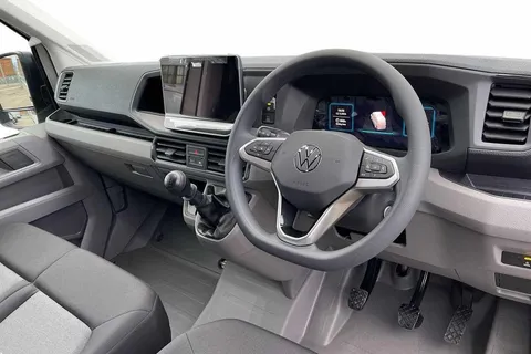 PJ25LXD Volkswagen Crafter CR30 Panel van Commerce MWB 140 PS 2.0 TDI 6sp Manual FWD Thumbnail #7