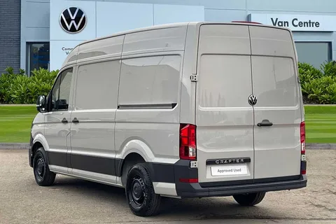 PJ25LUB Volkswagen Crafter CR30 Panel van Commerce MWB 140 PS 2.0 TDI 6sp Manual FWD Thumbnail #4