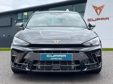 KP25UTB CUPRA Leon 2.0 TSI 300 VZ3 5dr DSG ** PANORAMIC SUNROOF** Thumbnail #6