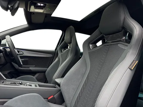 KP25UTB CUPRA Leon 2.0 TSI 300 VZ3 5dr DSG ** PANORAMIC SUNROOF** Thumbnail #11