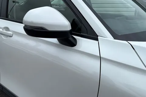 KF73EFE Honda HR-V 1.5 eHEV Elegance 5dr CVT Thumbnail #12