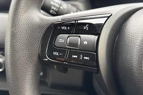 KF73EFE Honda HR-V 1.5 eHEV Elegance 5dr CVT Thumbnail #34