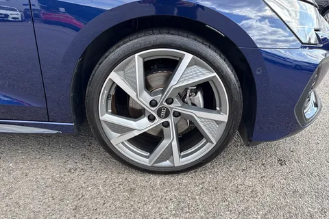 KY74CFX Audi A3 Black Edition 35 TFSI 150 PS S tronic Thumbnail #10