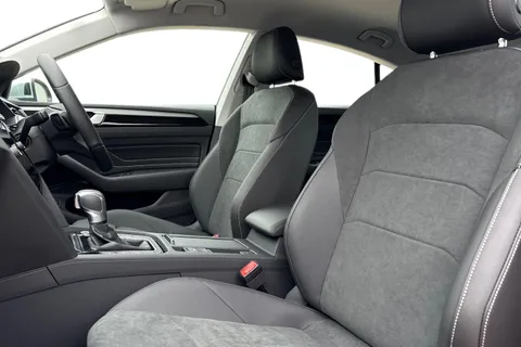 DA75HZH Volkswagen Arteon 1.4 TSI eHybrid Eleg4ance 5dr DSG | Power Tailgate | Rear Camera Thumbnail #17