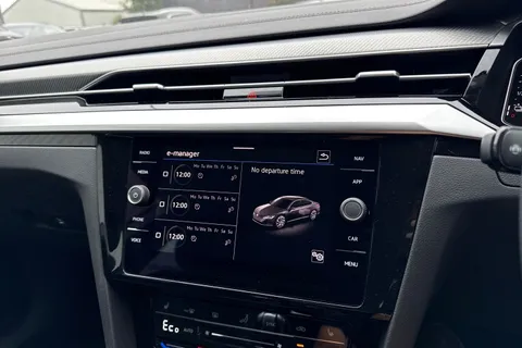 DA75HZH Volkswagen Arteon 1.4 TSI eHybrid Eleg4ance 5dr DSG | Power Tailgate | Rear Camera Thumbnail #49