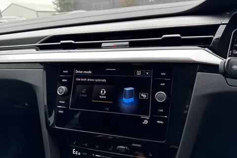 DA75HZH Volkswagen Arteon 1.4 TSI eHybrid Eleg4ance 5dr DSG | Power Tailgate | Rear Camera Thumbnail #54