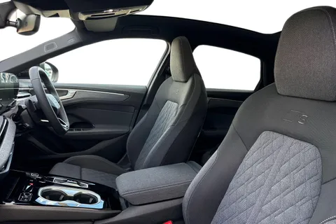  Audi A6 Saloon 2.0 TDI Edition 1 S Tronic quattro Euro 6 (s/s) 4dr Thumbnail #16