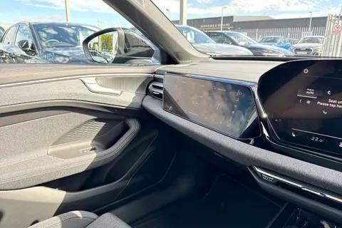  Audi A6 Saloon 2.0 TDI Edition 1 S Tronic quattro Euro 6 (s/s) 4dr Thumbnail #20