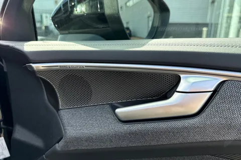  Audi A6 Saloon 2.0 TDI Edition 1 S Tronic quattro Euro 6 (s/s) 4dr Thumbnail #21