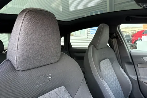  Audi A6 Saloon 2.0 TDI Edition 1 S Tronic quattro Euro 6 (s/s) 4dr Thumbnail #24