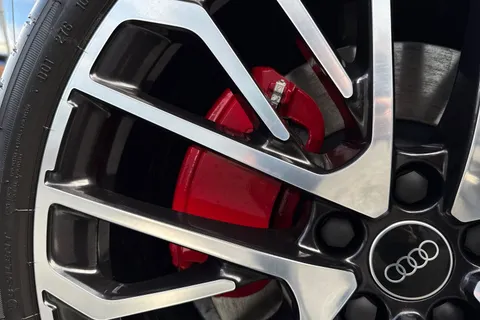  Audi A6 Saloon 2.0 TDI Edition 1 S Tronic quattro Euro 6 (s/s) 4dr Thumbnail #26