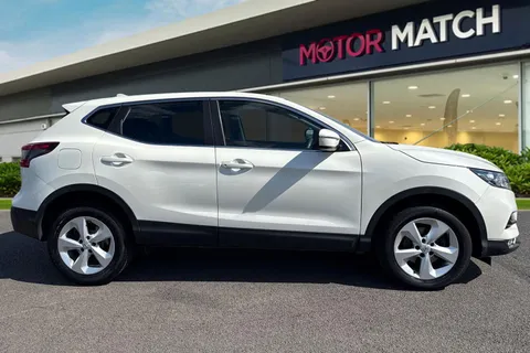 VF68HLH Nissan Qashqai 1.3 DIG-T Acenta Premium Euro 6 (s/s) 5dr Thumbnail #4