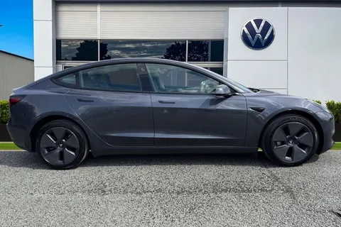 BMZ3814 Tesla Model 3 Long Range Auto RWD 4dr Thumbnail #4